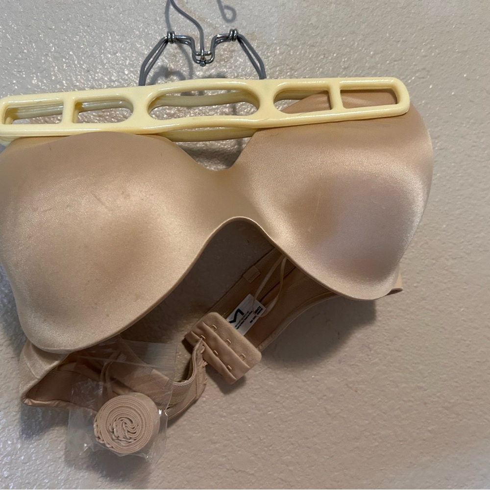 Seamless Nude Bra